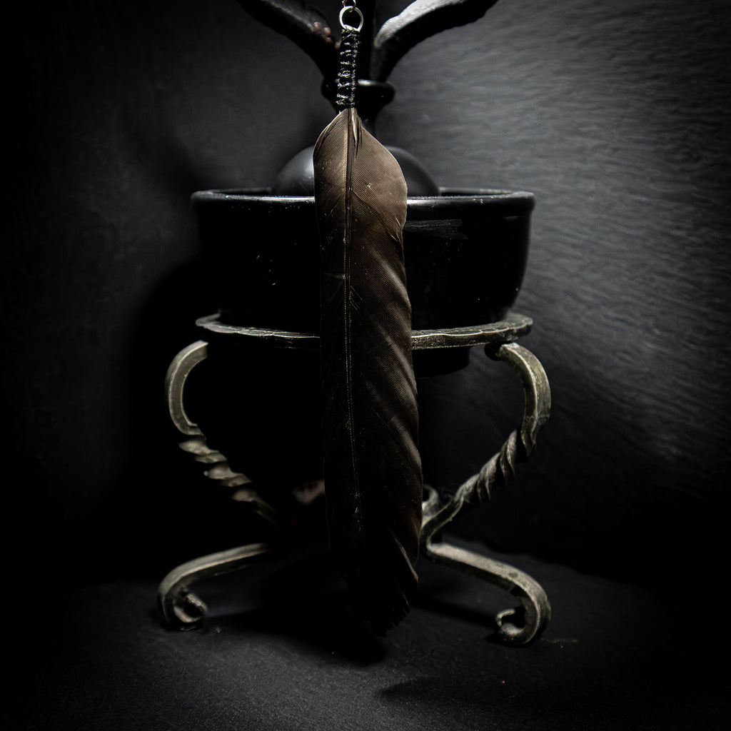 Solo earring CORVUX FEATHER