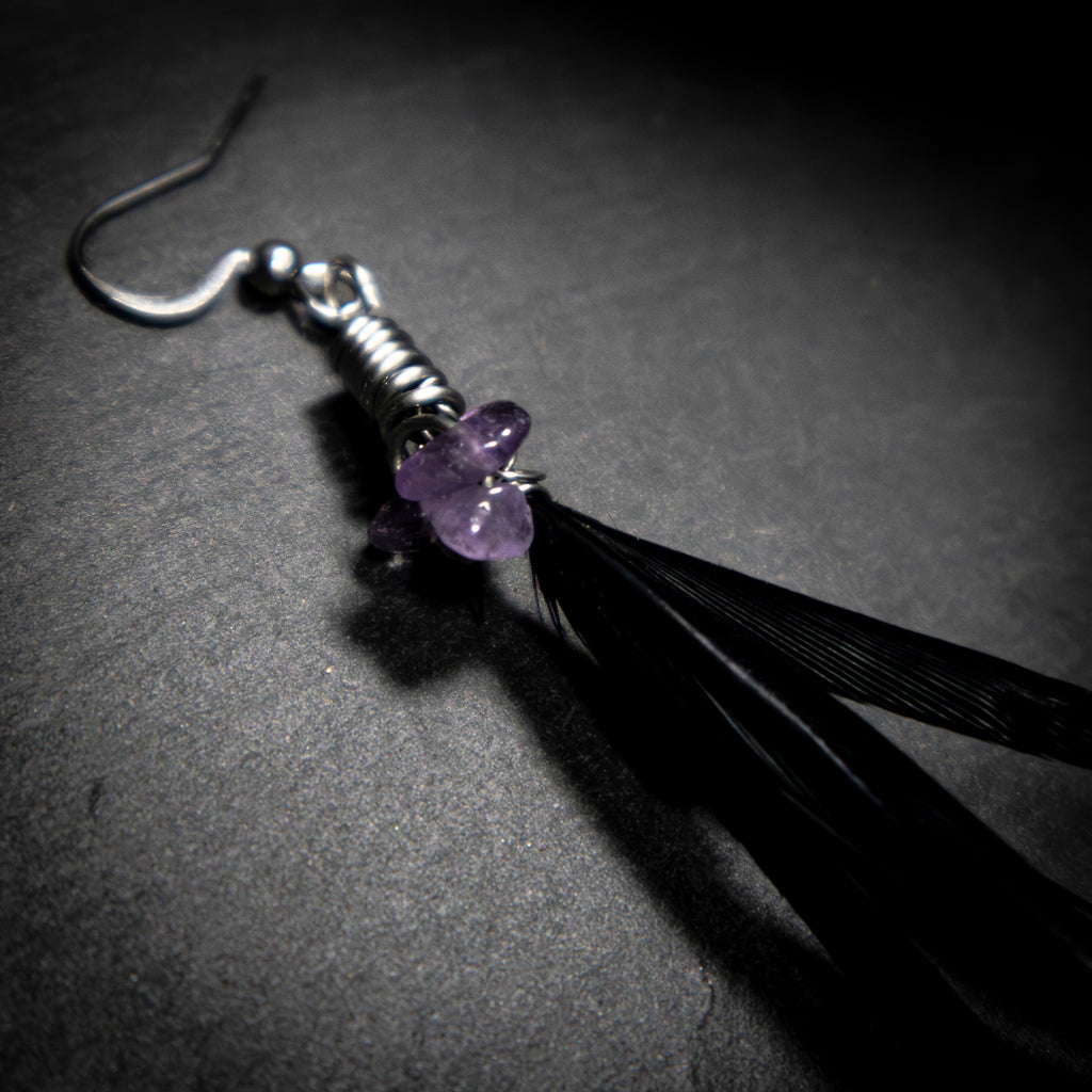 Solo earring BLACK FEATHERS