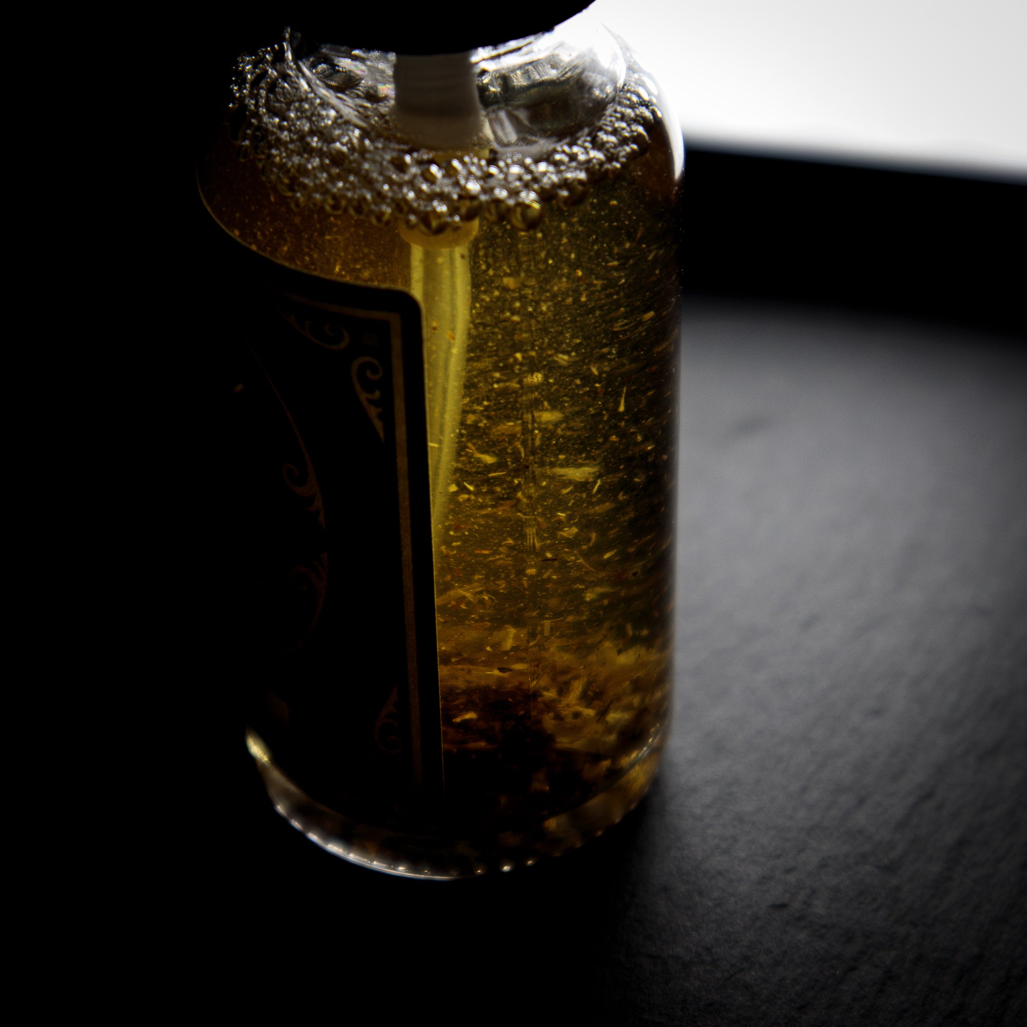 DARK NIGHT Lustral water