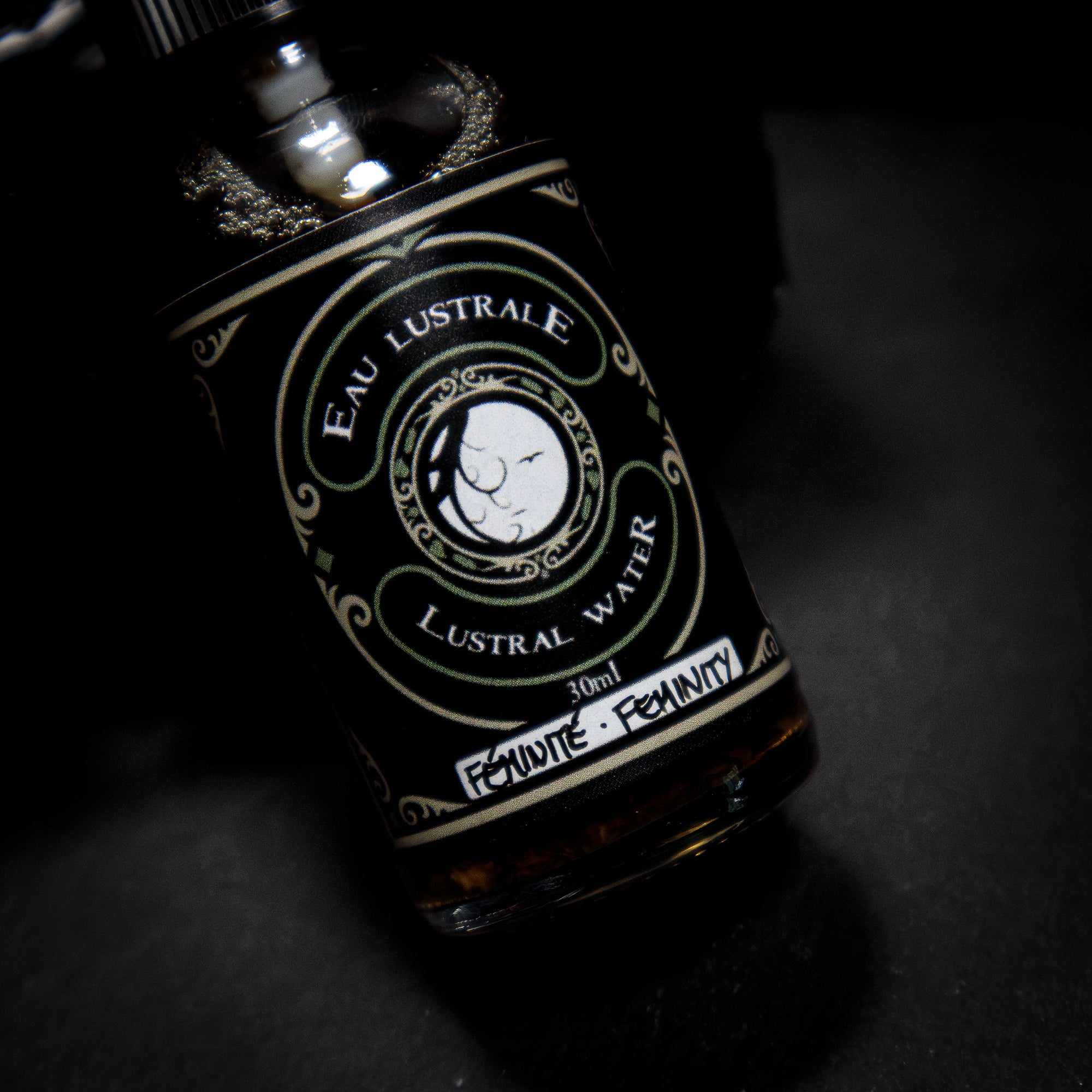 FEMININITY Lustral water 