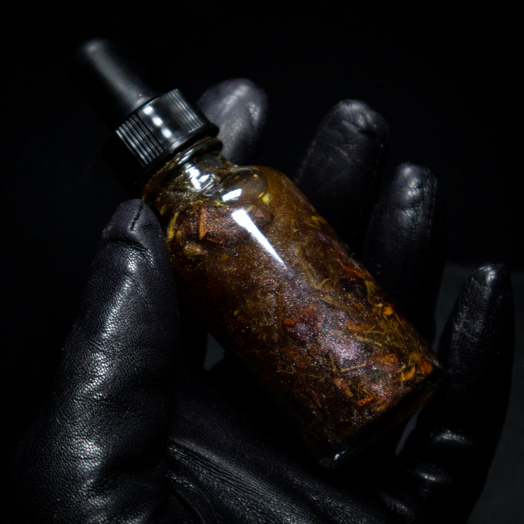 DIVINATION Ritual oil