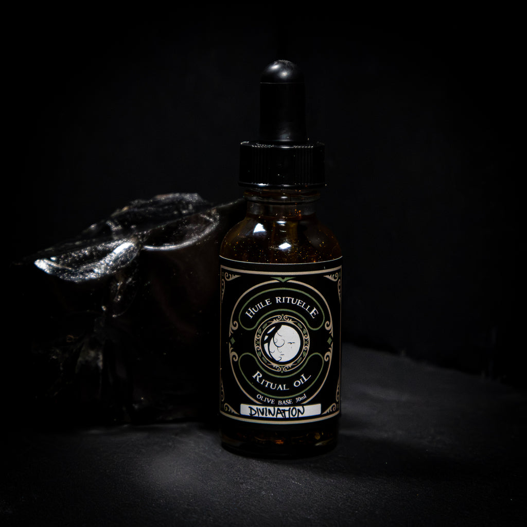 DIVINATION Ritual oil