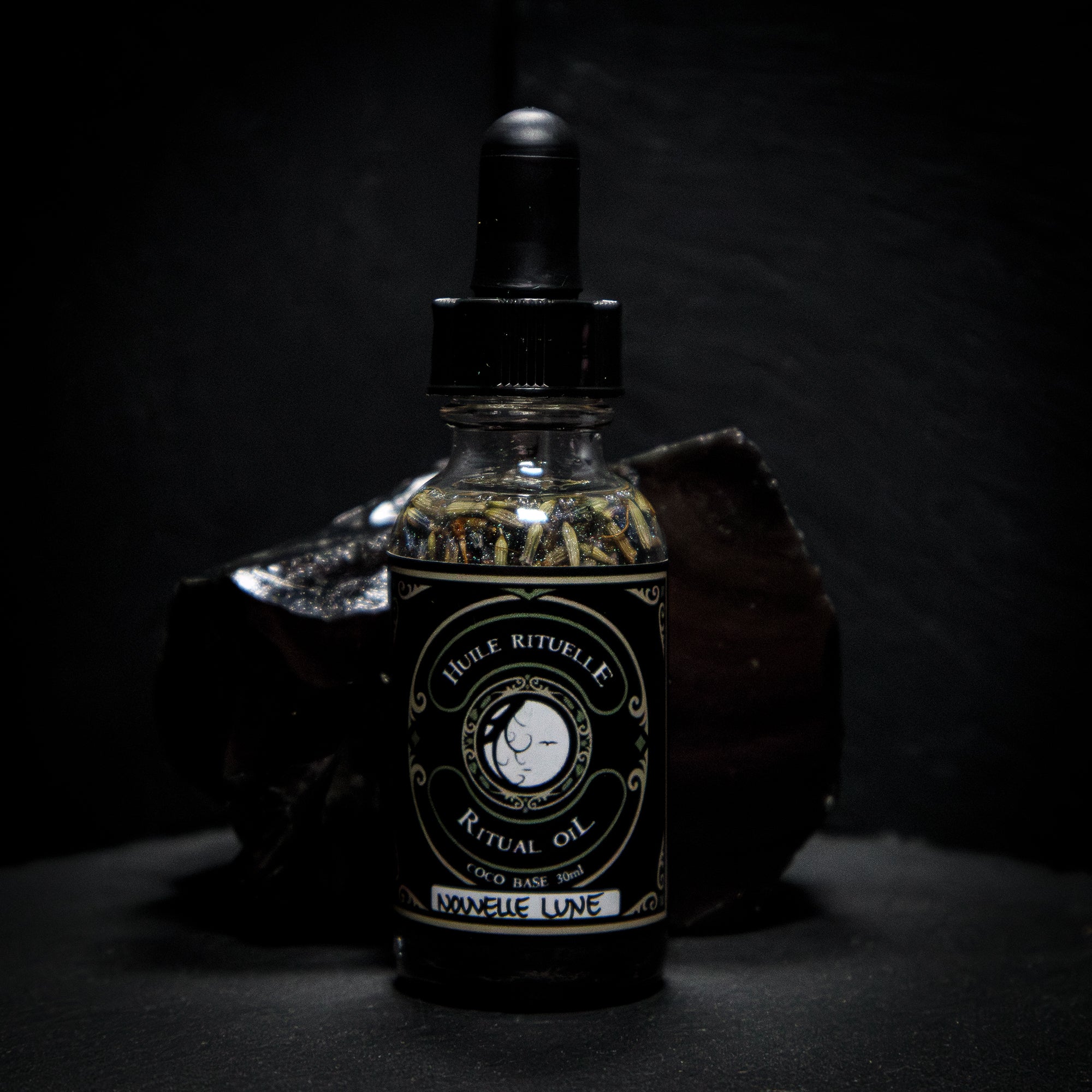 NEW MOON IN SPELL Ritual oil