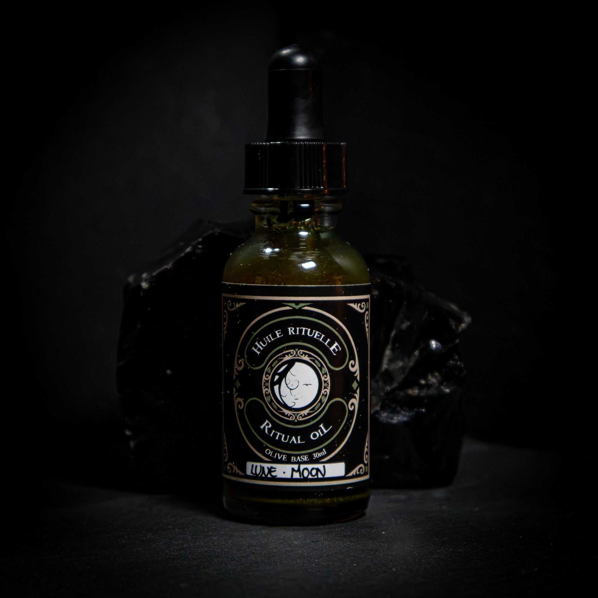 MOON Planetary oil