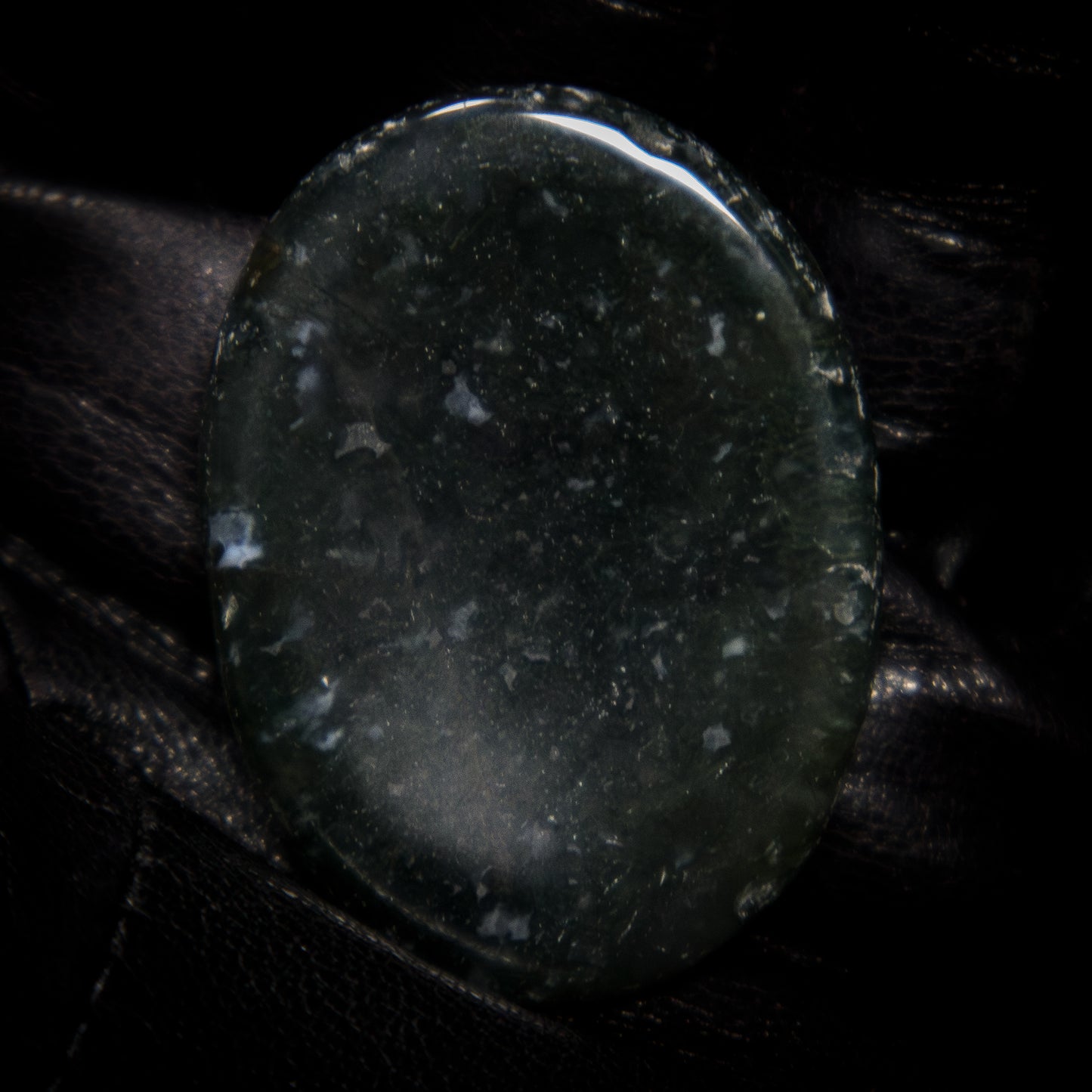 MOSS AGATE Worry Stone