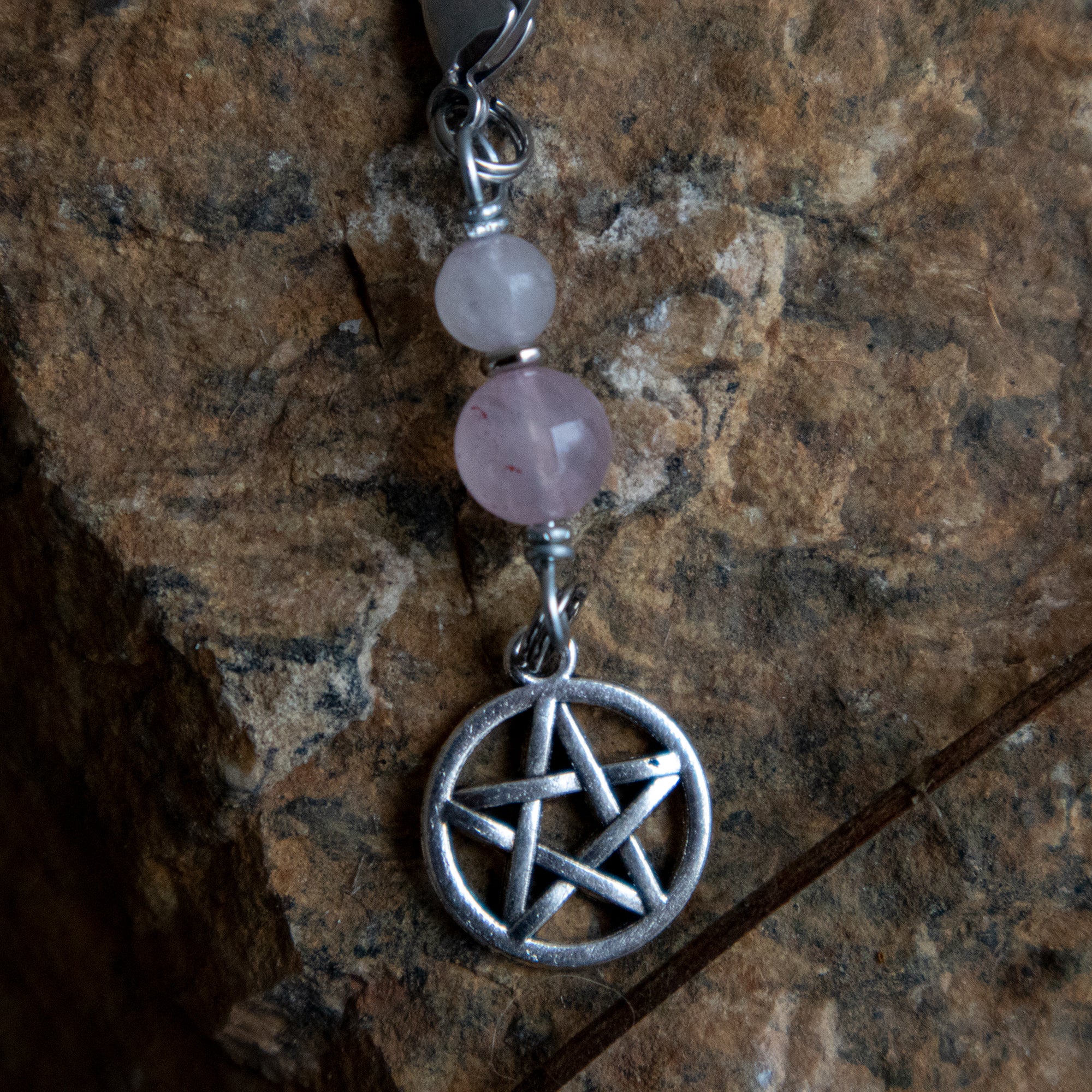 ROSE QUARTZ (Pentagram) Cat Amulet