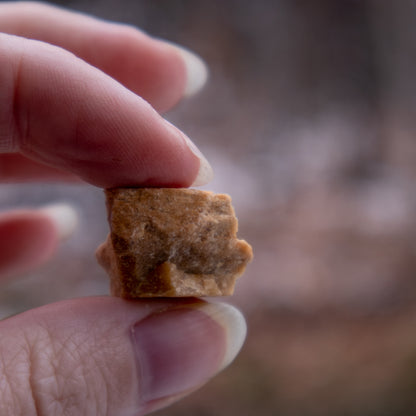 YELLOW JASPER (Rough) 